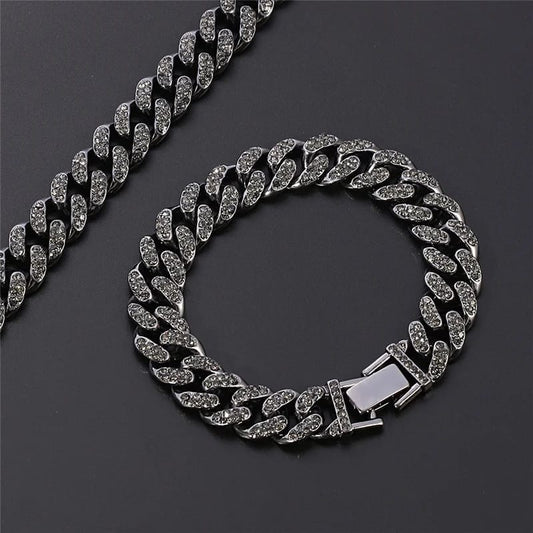 🌟 Stylish Black Titanium Bracelet with Stone Coating! 🖤